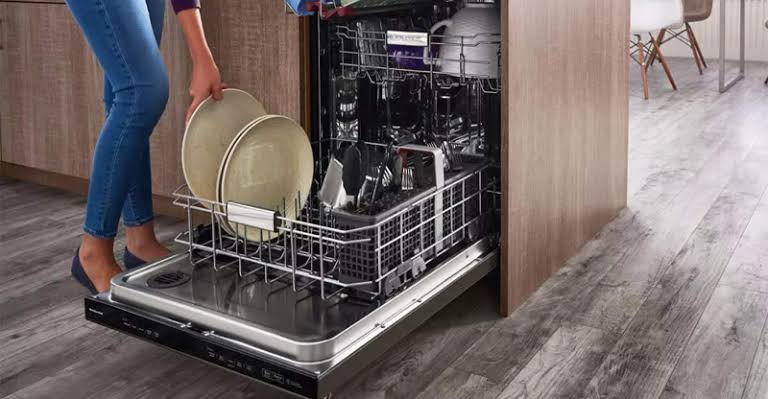 Sửa Máy Rửa Bát Bosch Tại Sơn Tây