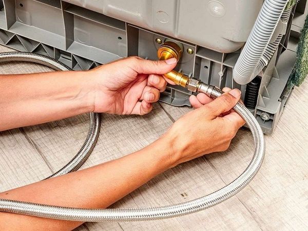 Máy Rửa Bát Bơm Rửa Không Chạy